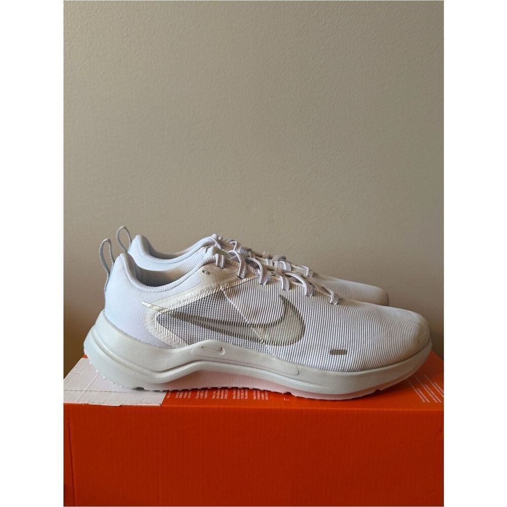 Nike Downshifter 12 White DD9294–100 Women’s Size 10